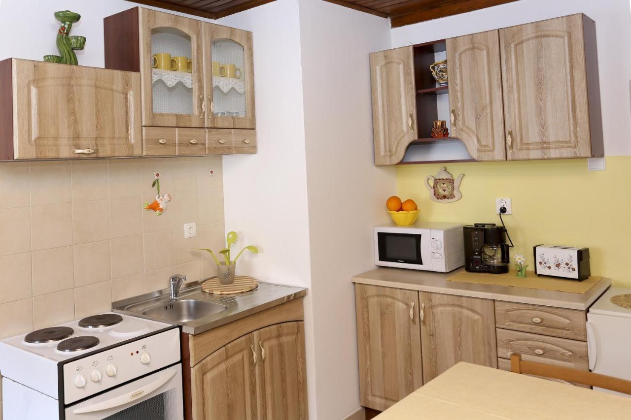 Apartment & Rooms Savonari Orasac Exterior photo